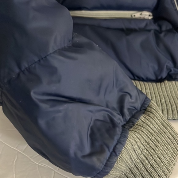 Tommy Hilfiger children size Large - Picture 4 of 13